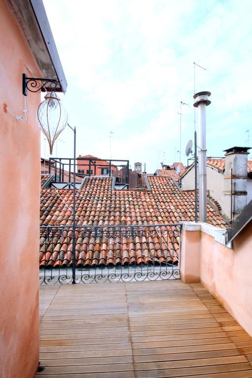 Apartament Terrazza Rialto Wenecja Pokój zdjęcie