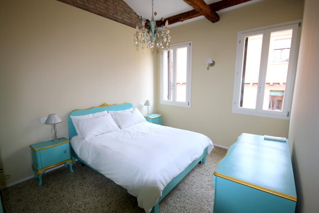 Apartament Terrazza Rialto Wenecja Pokój zdjęcie